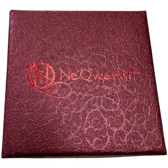 Ne'Qwa Art Peace Cardinal With Black and White Border Ornament Season Of Peace 4 - Picture 8 of 10